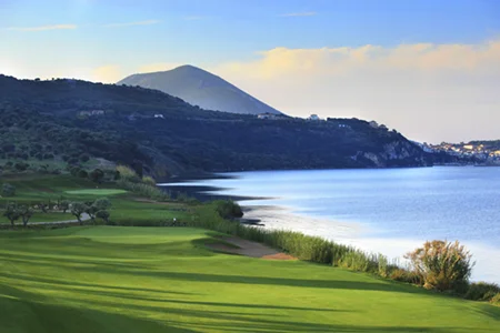 Costa Navarino Bay Course Loch 2