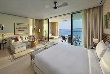 Mandarin Oriental Deluxe Bay View Junior Suite