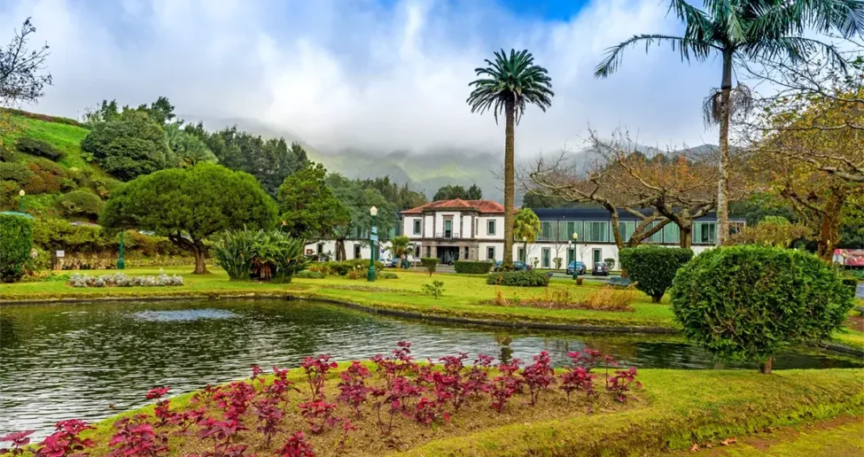 Octant Furnas Hotels