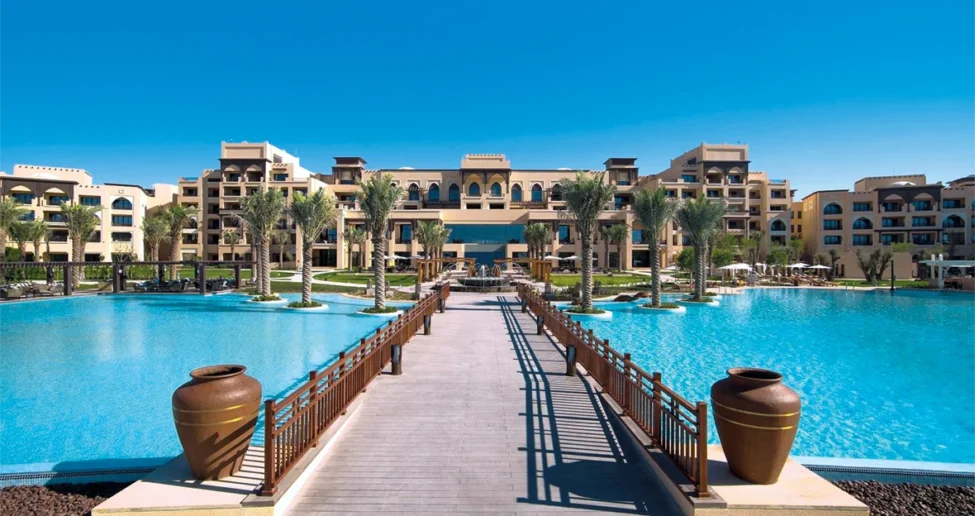Saadiyat Rotana Resort Pool