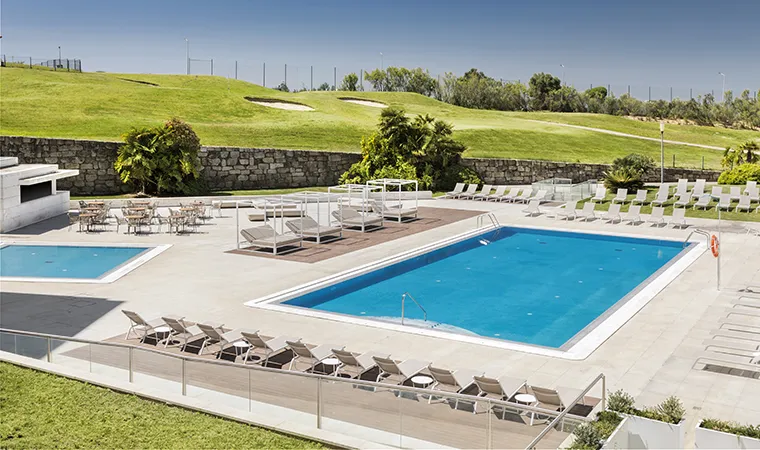 Crowne Plaza Caparica Pool